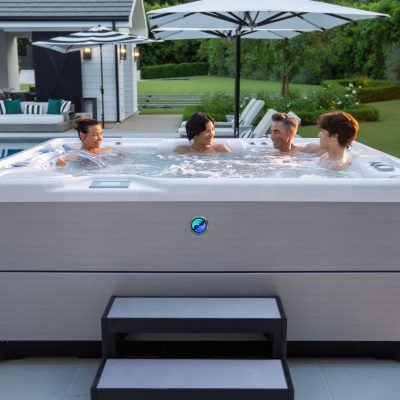 HSS-2025-Highlife-Grandee-AlpineWhite-BrushedNickel-Sunset-Lifestyle_8041-Edit